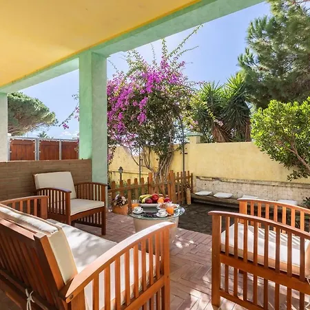 Apartamento Ray - Front Row Beachfront With Garden *