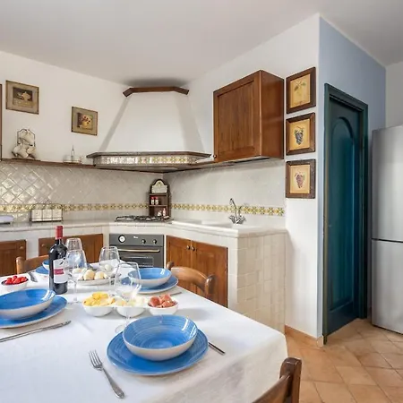 Apartamento Ray - Front Row Beachfront With Garden