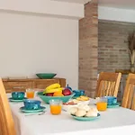 Apartamento Ray - Front Row Beachfront With Garden
