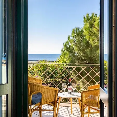Ray - Front Row Beachfront With Garden Apartamento Torre Grande