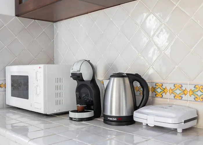 Ray - Front Row Beachfront With Garden Appartamento Torre Grande