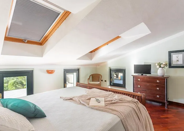 Ray - Front Row Beachfront With Garden Appartamento *