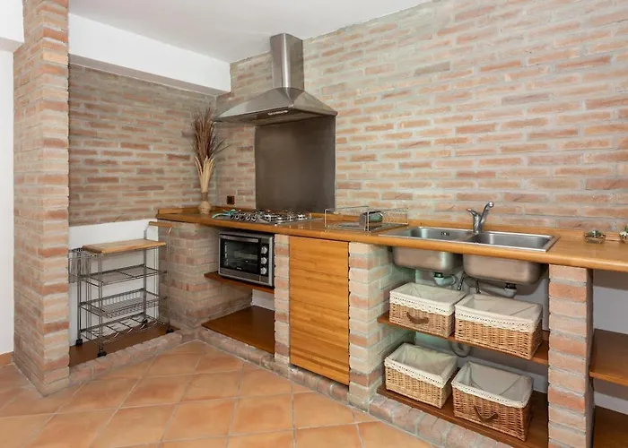 Appartamento Ray - Front Row Beachfront With Garden Torre Grande